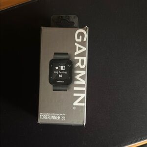 NEW NEVER BEEN OPENED Garmin Forerunner 35 Black GPS Running Watch